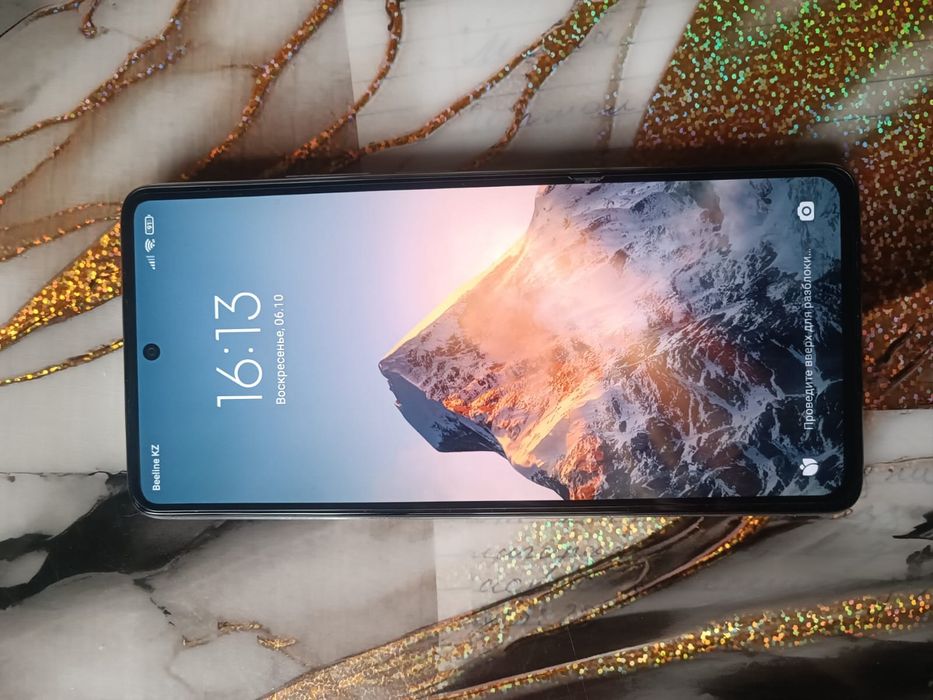 Продам Xiaomi 11t пользовался 4месяца с зади немного