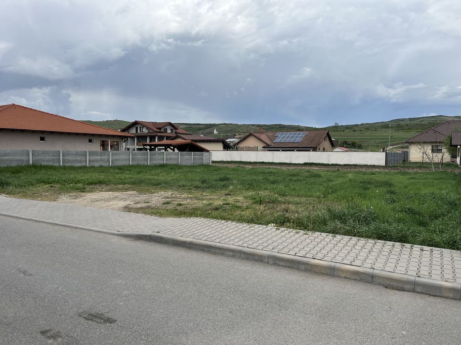 Teren intravilan 650mp, cu utilitati