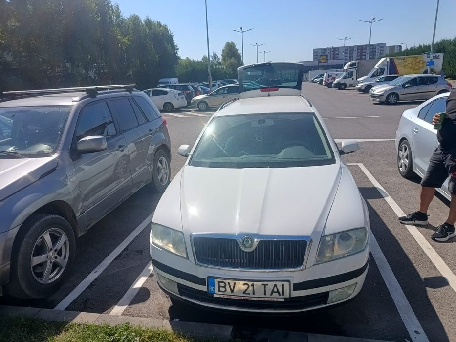 Vând skoda octavia 2