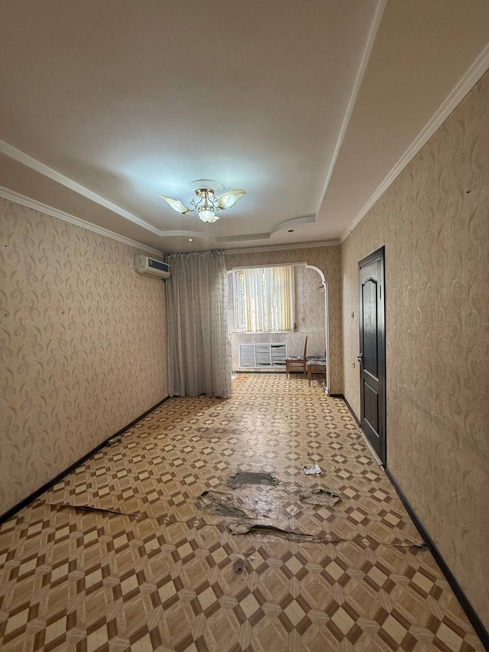 Продаётся квартира Юнусабад 8кв 1*2/1/4