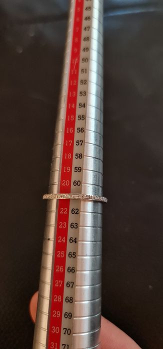 Inel eternity aur 18 k diamante okazie