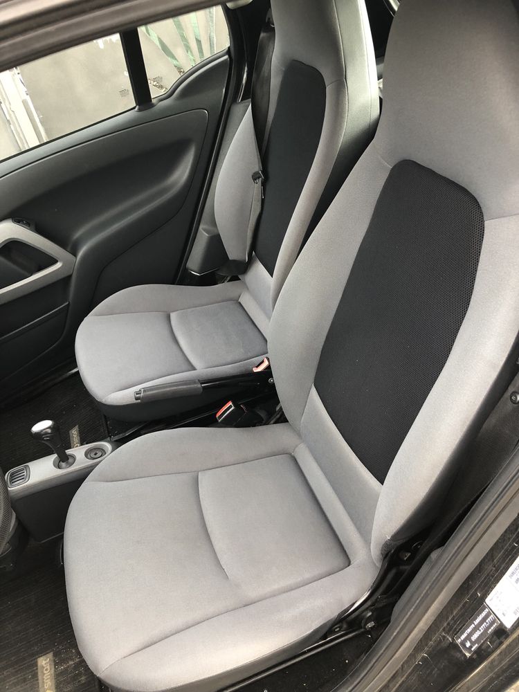 Smart 451  999benzina stare foarte buna