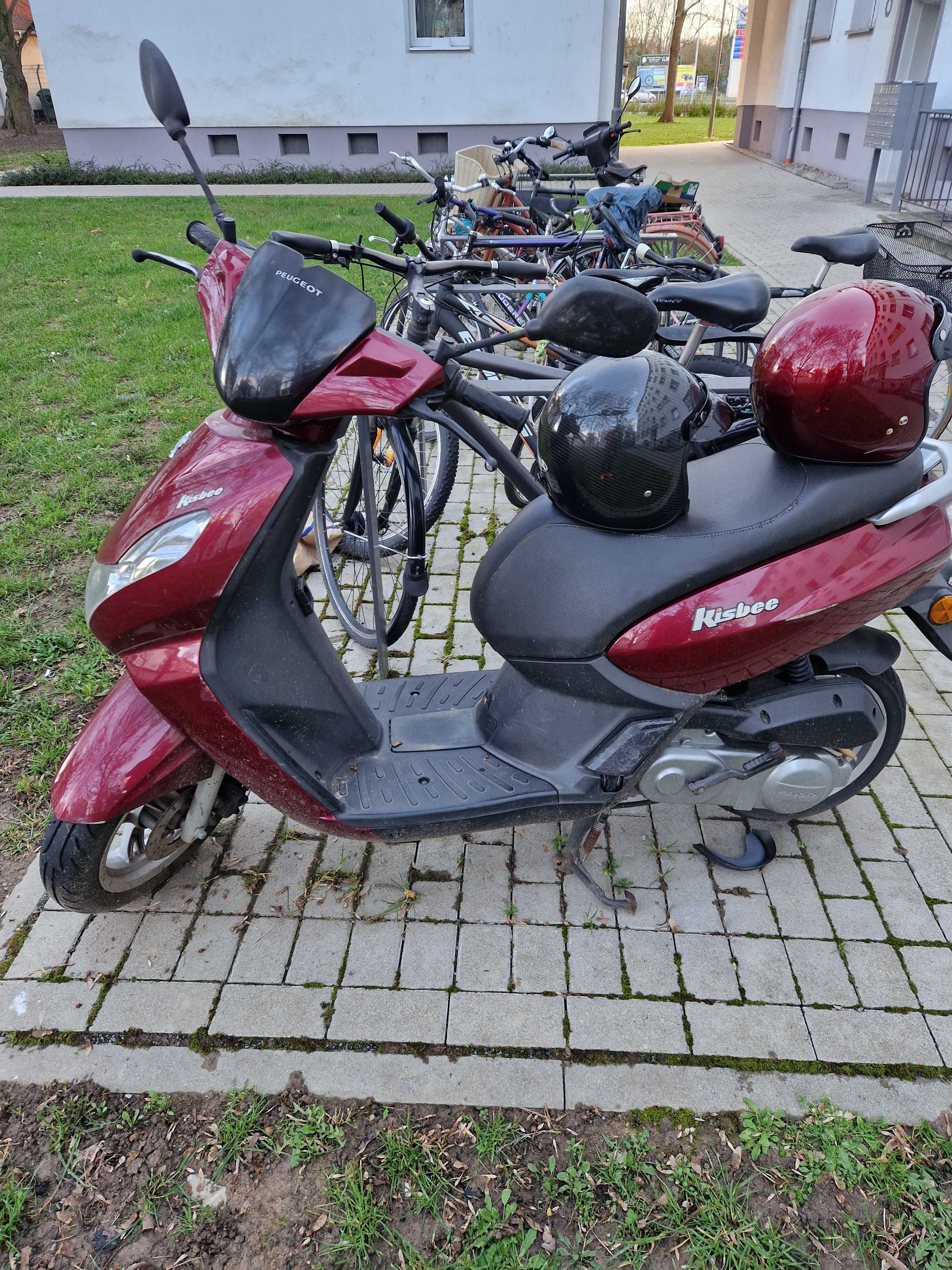 Peugeot Kisbee 50" !!!