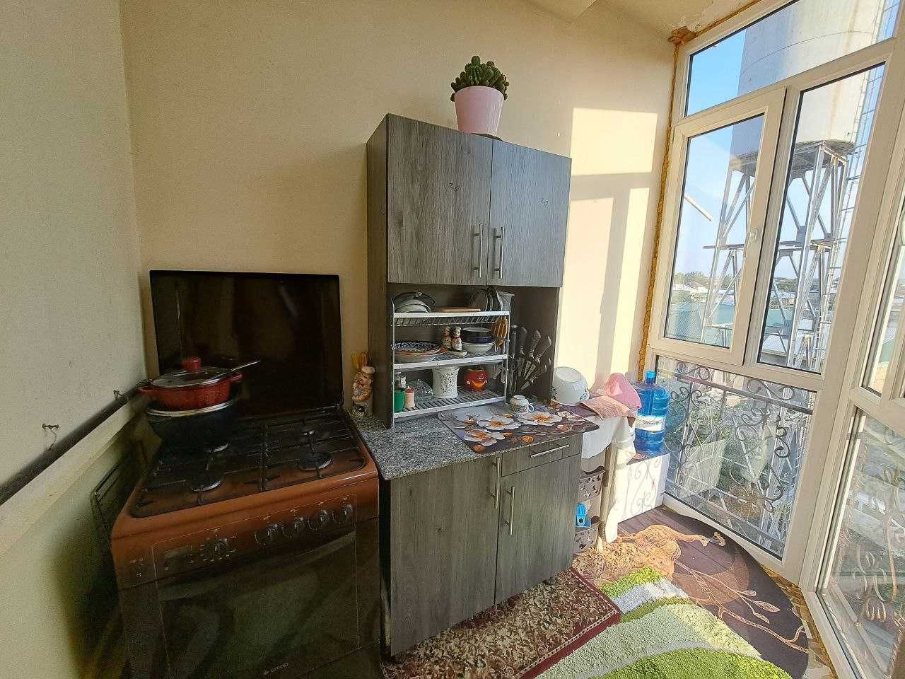 3х комнатная квартира на 4 этаже 96кв/м, в Самарканде