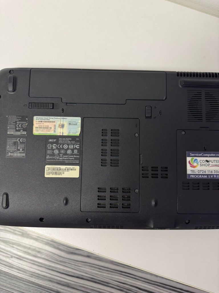 Vând Laptop  ACER