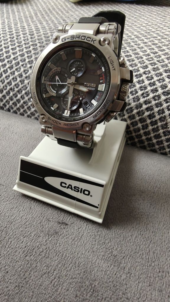 Casio G-Shock MTG-B1000-1AER