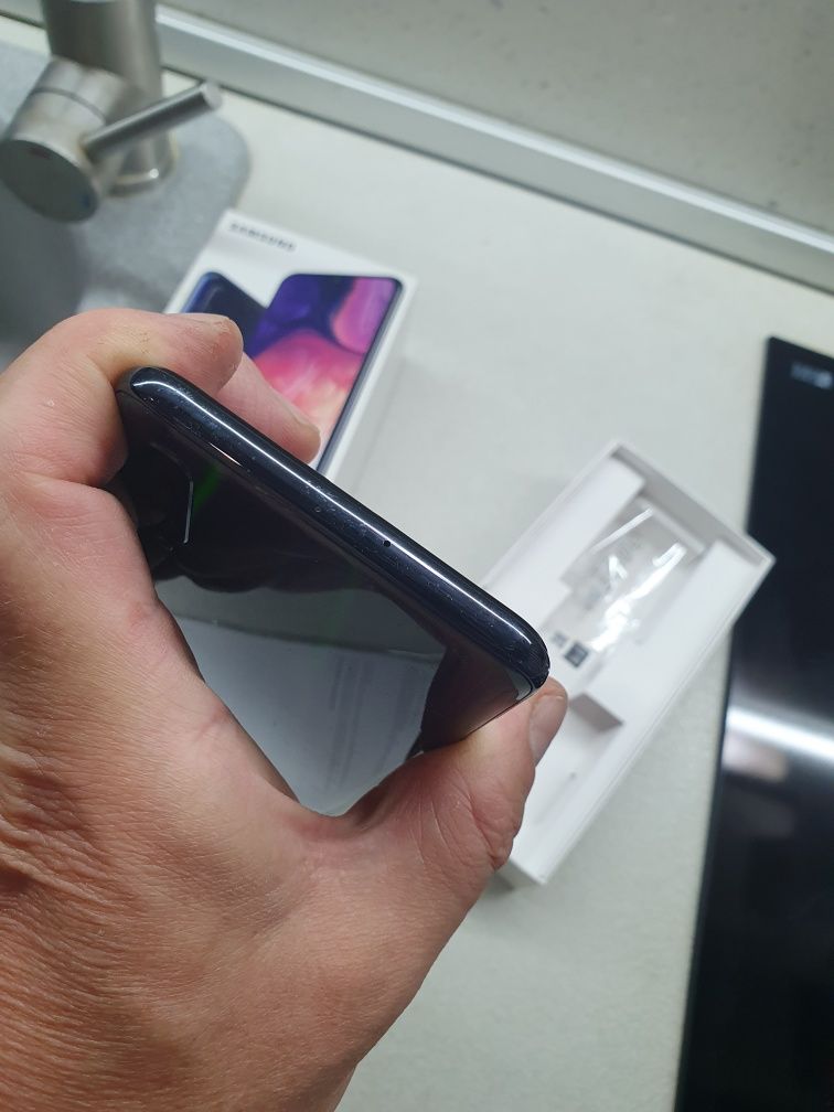 Samsung Galaxy A50