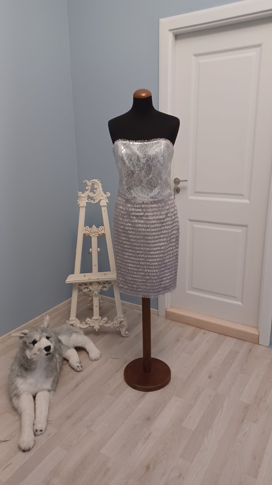Rochie ocazie ,,accesorizata cu capa