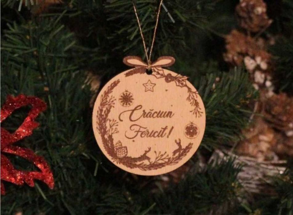 Vând brad de colt 1,80 cm.