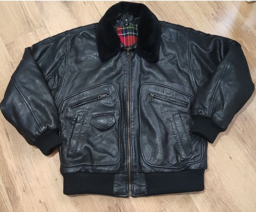 Geaca bomber din piele mărimea 52  L /XL