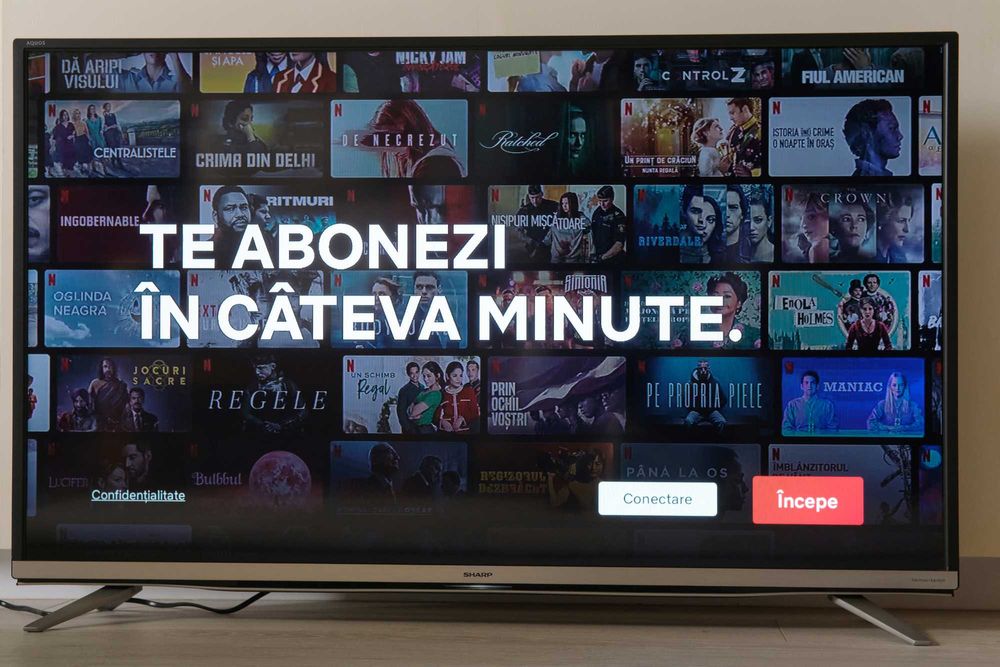 Televizor smart Sharp 102cm