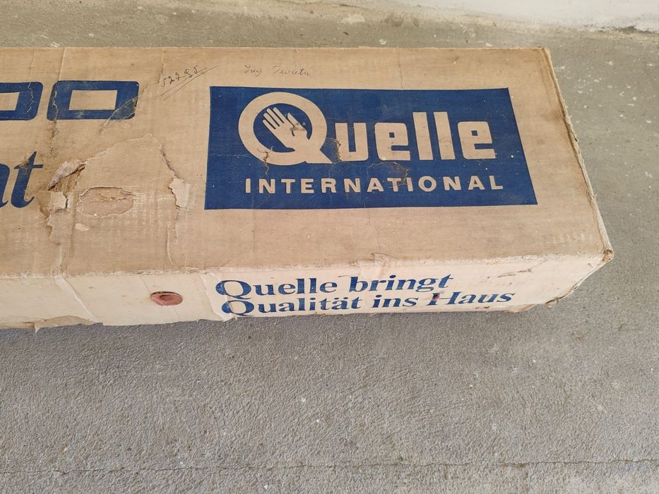 Vând mașina de tricotat Privileg 200