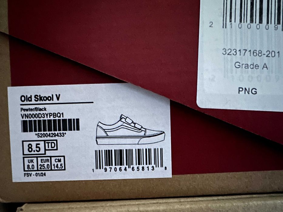 Запазени кецове Vans 25 номер