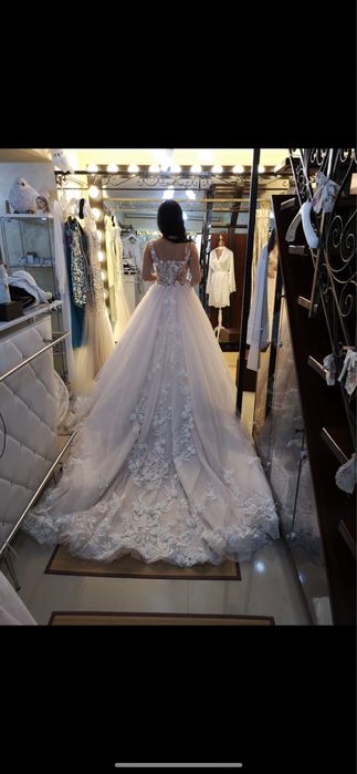 Rochie mireasa Pollardi cu trena