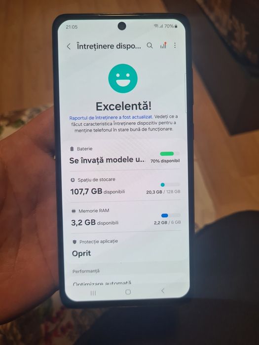Vând samsung galaxy A72 în stare impecabila ca nou