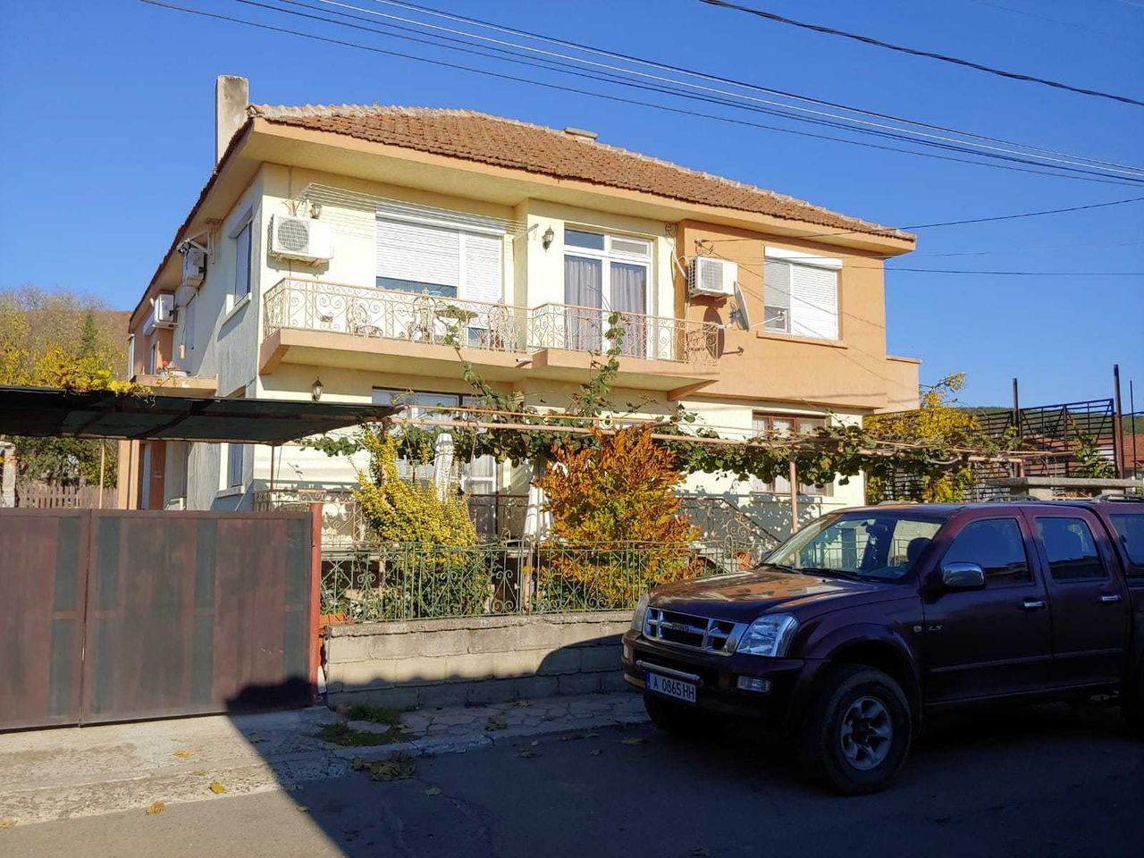Продава се Къща в с. Кошарица, Област Бургас - 350 кв.м за 658 €/кв.м - Снимка #20