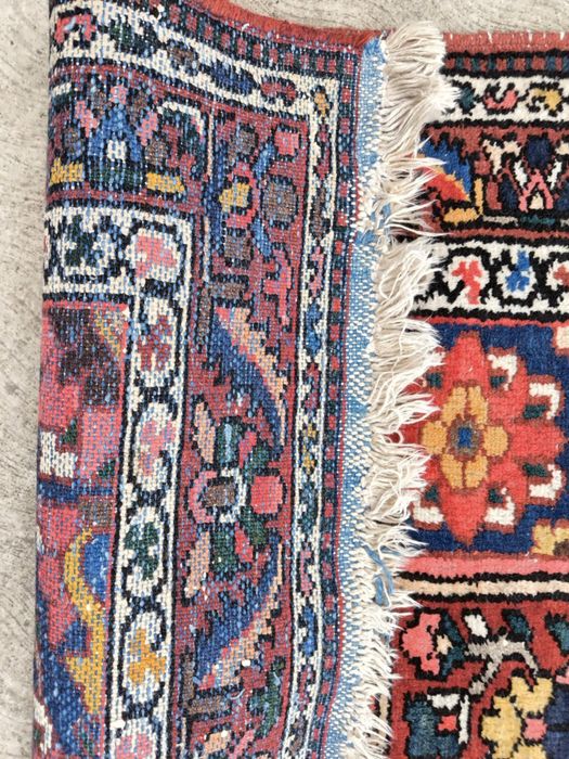 Covor persan Bakhtiari, realizat manual