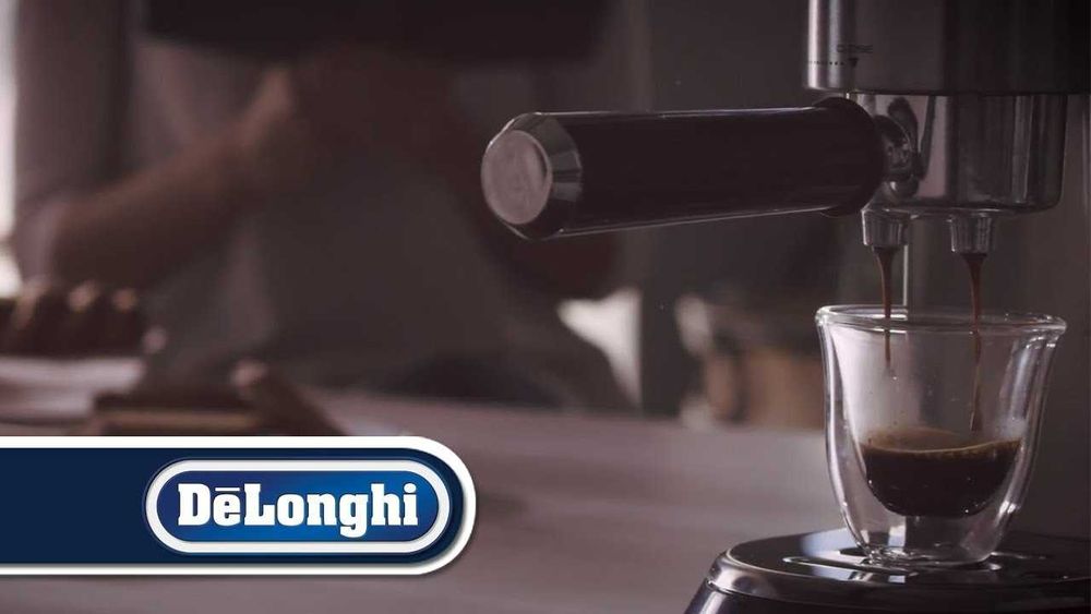 Кофемашина DeLonghi EC 235 BK