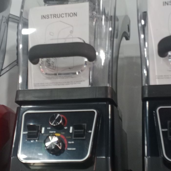 Блендер кухонный новый.Blender,blinder,blander,blunder,blender,sous,