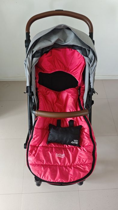 Britax Römer Smile III – set complet + accesorii – stare foarte bună