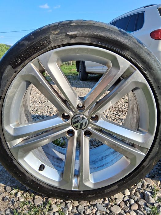 Vând jante originale