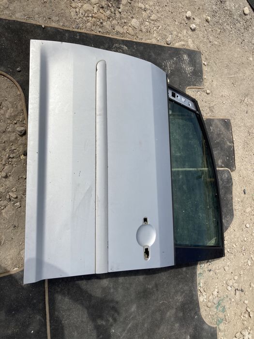 Врати за VW Тоаран 2003- 2010