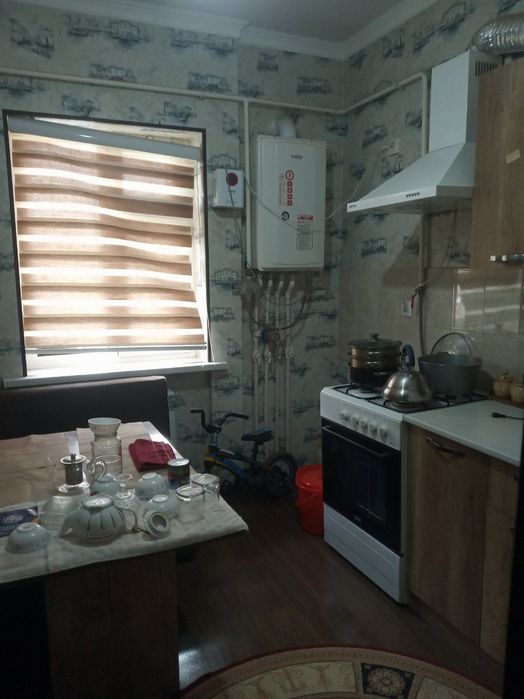 Аренда 3.хонали чорсу коратош оилага берилади хамма шароити бор