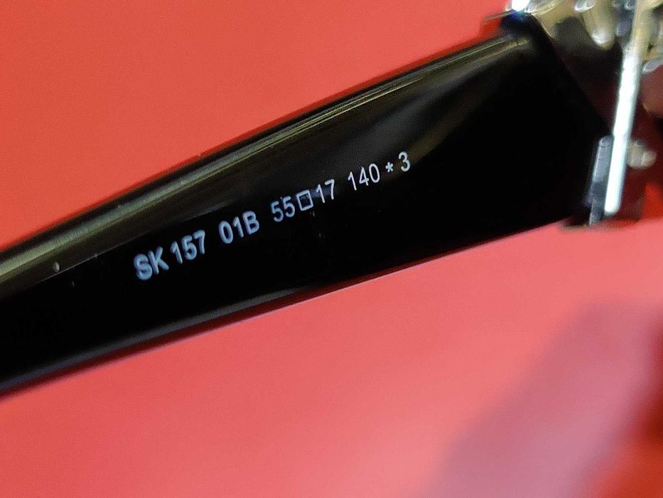 Дамски слънчеви очила Swarovski SK157