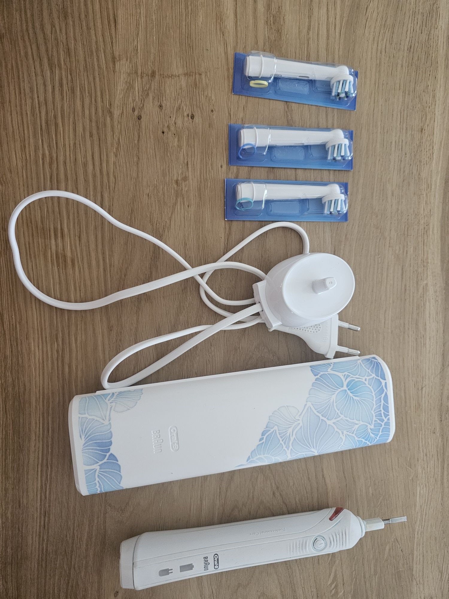 Periuta de dinti electrica Oral-B Pro 2