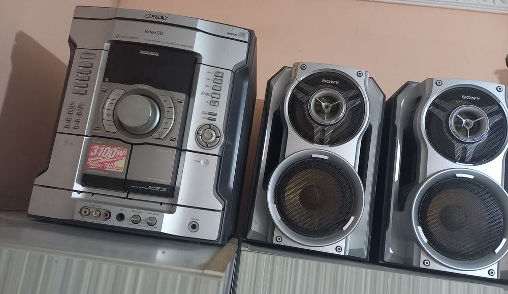 Муз центр с колонком