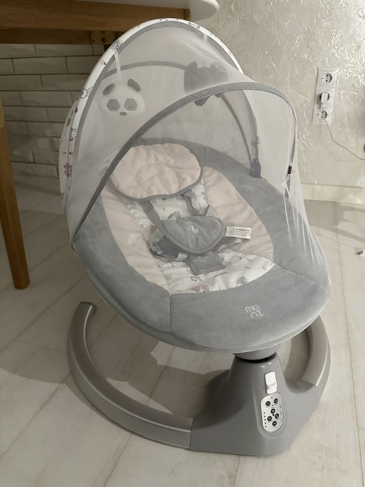 Електрически шезлонг за бебе MONI