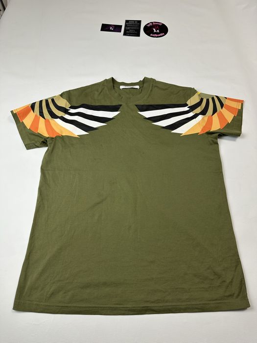 T shirt givenchy size xxs fit M-L