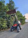 Tractor Fiat New Holland TL90 cu incarcator frontal cu joystick