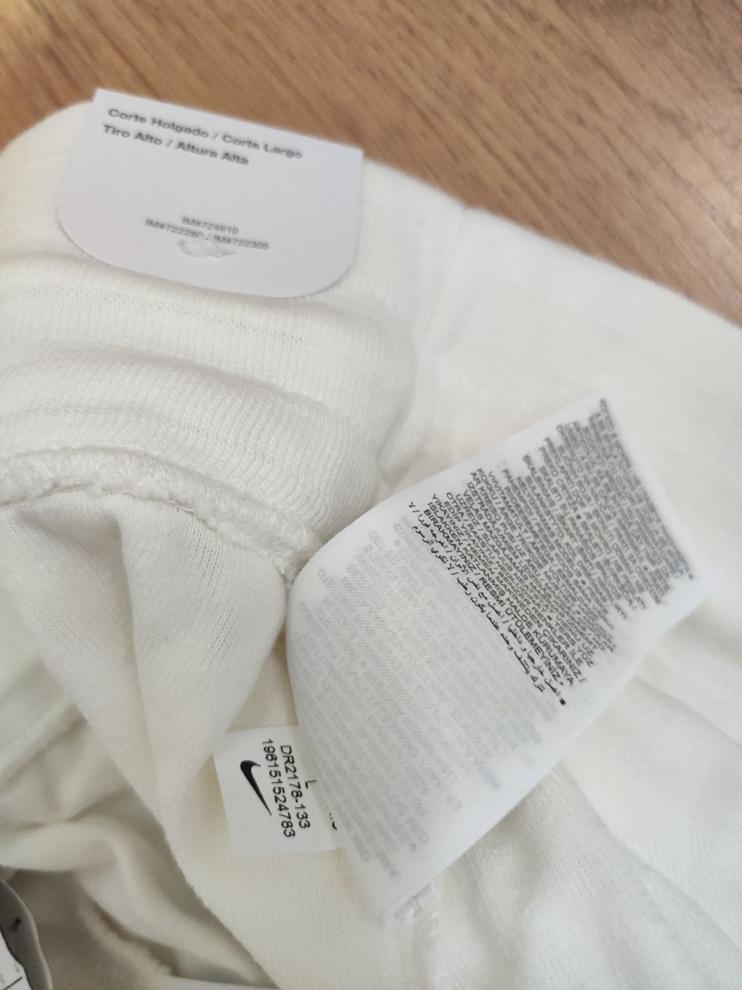 Pantaloni dama Nike mărimea L