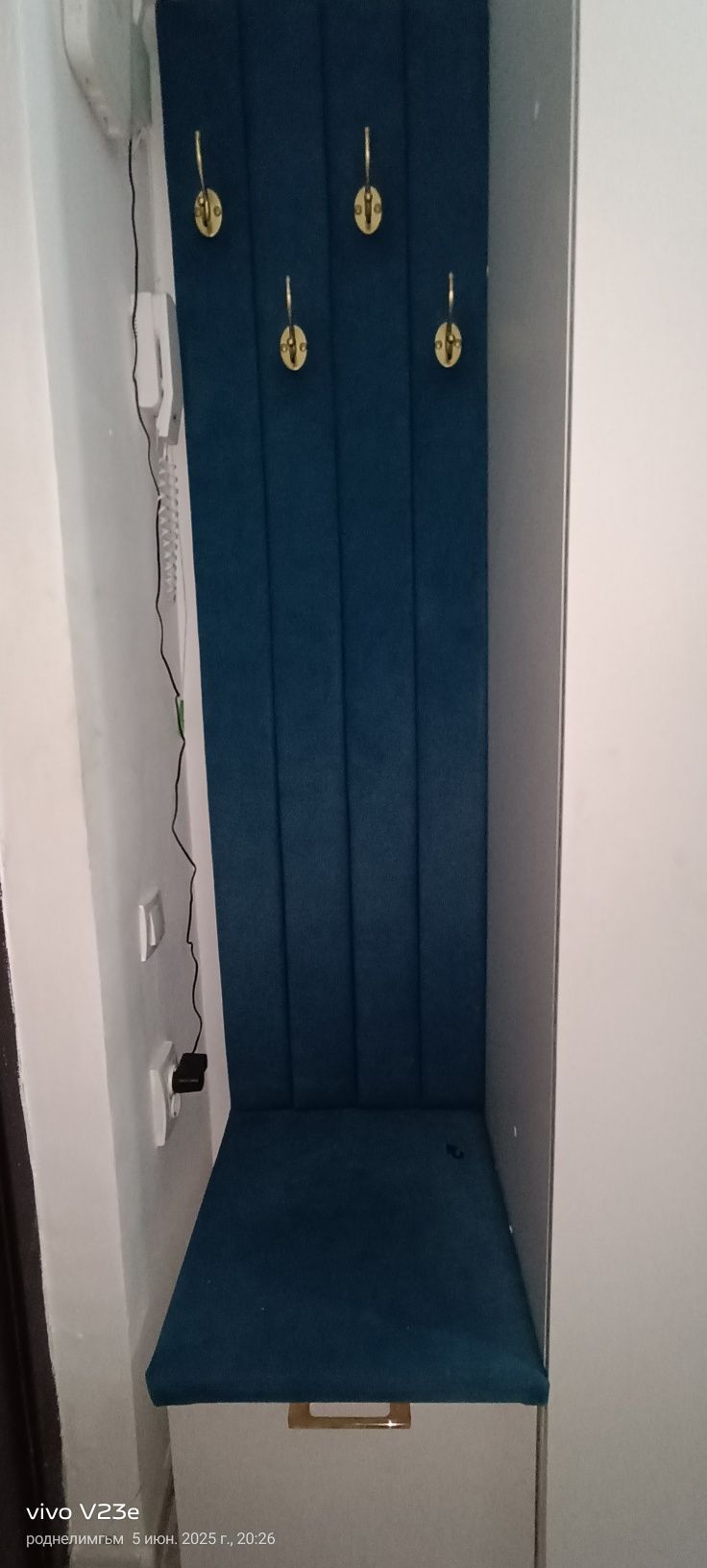 Продам новый шкаф для прихожей