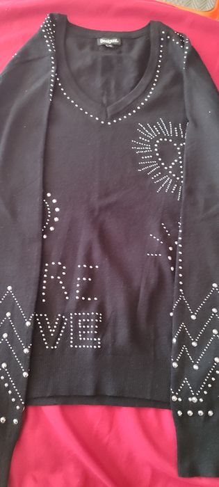 Vând pulover Desigual