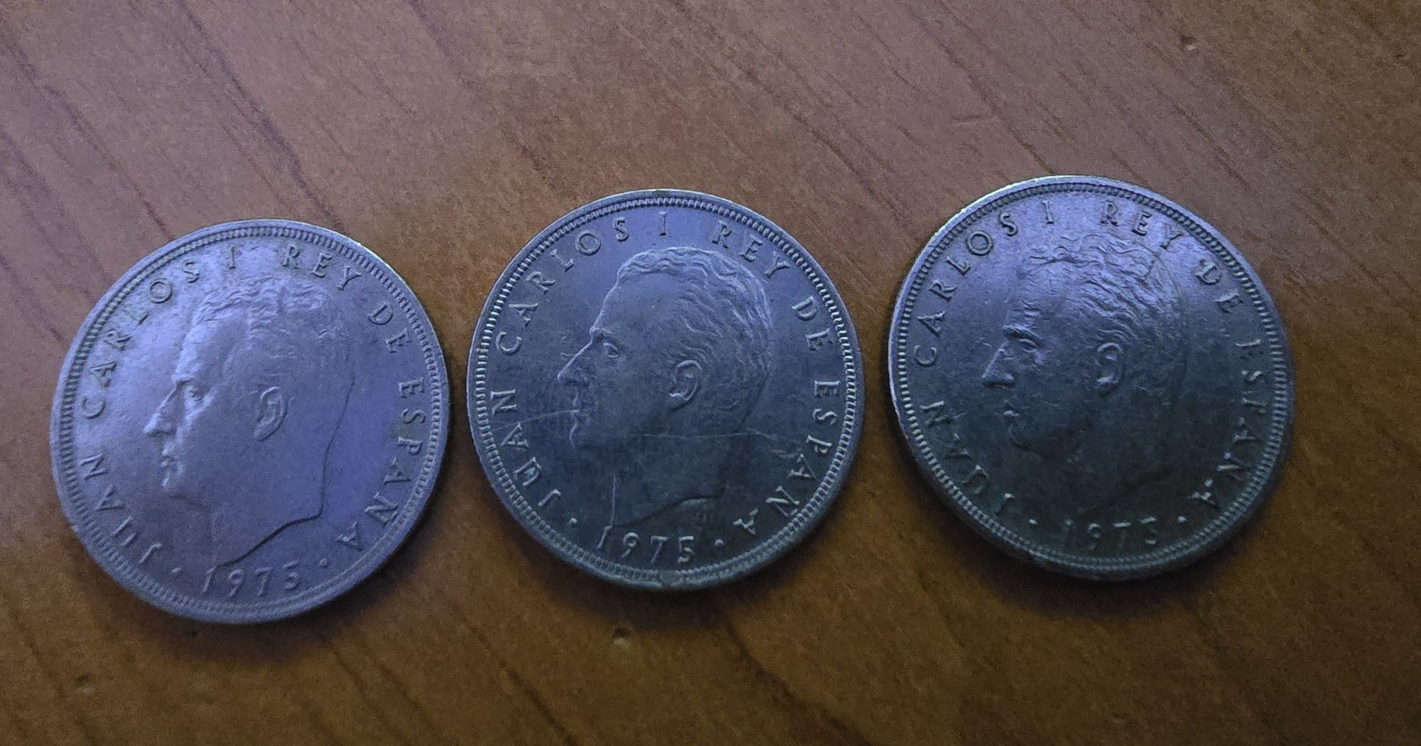 Monede 25 PTAS anul 1975