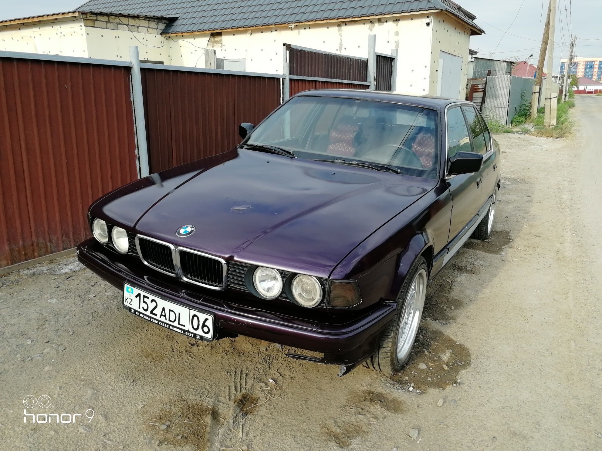 Продается БМВ Е32