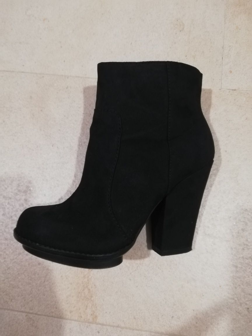 Велурени боти ZARA