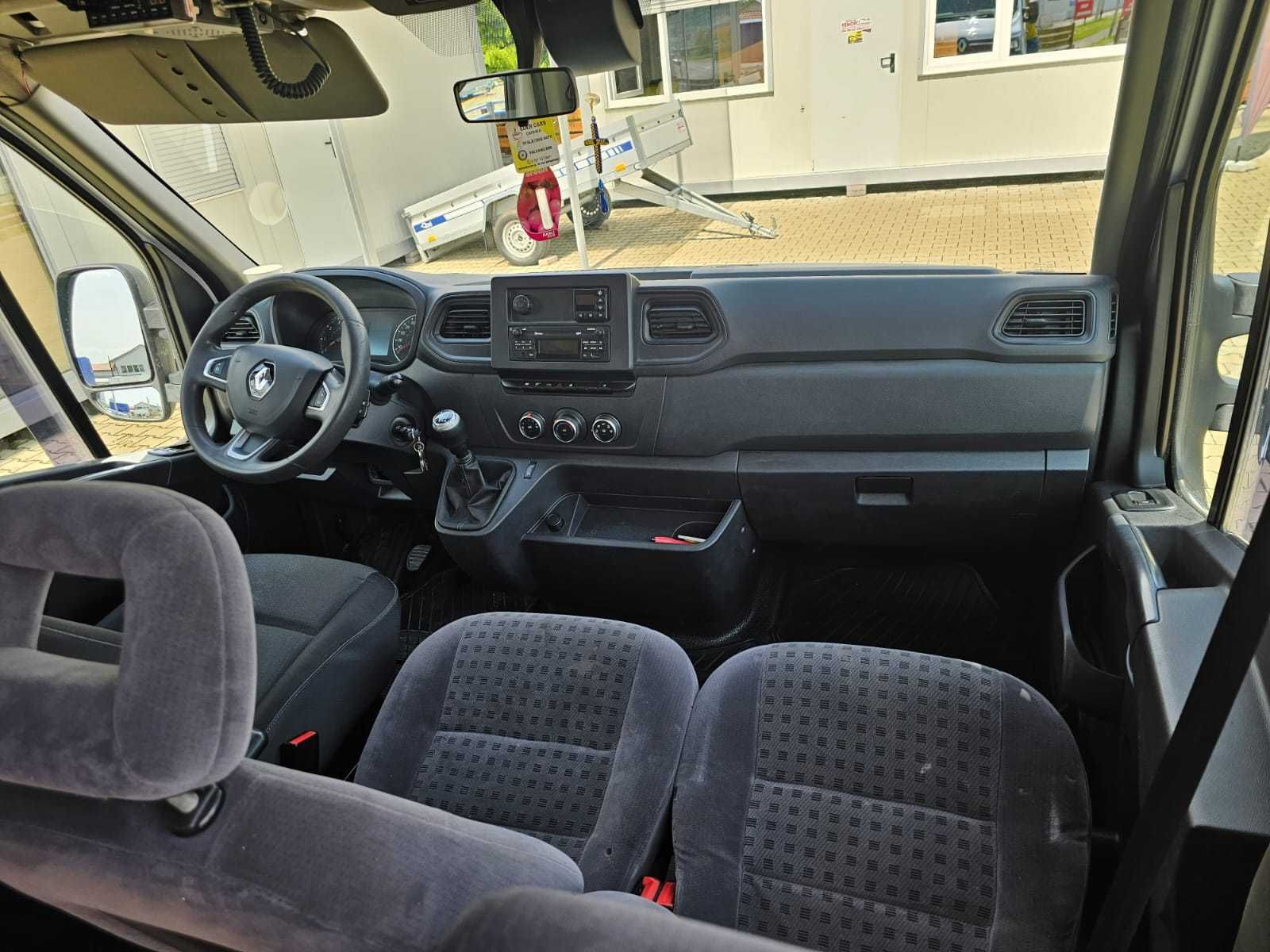 2021 Renault Master