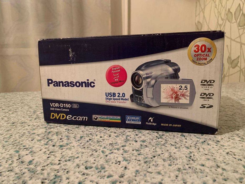 Видеокамера Panasonic VDR-D150