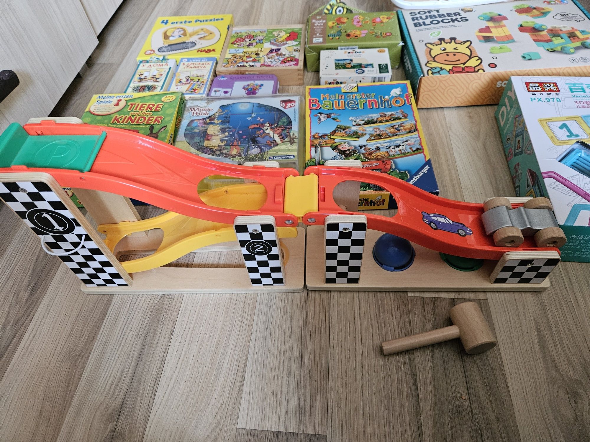 Играчки и пъзели