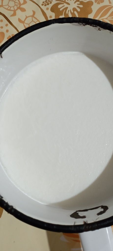Ешкі сүті - Козье молоко