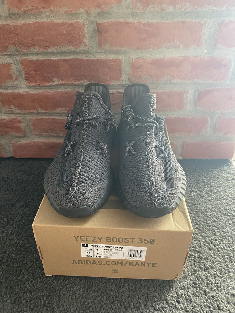 Yeezy 350.