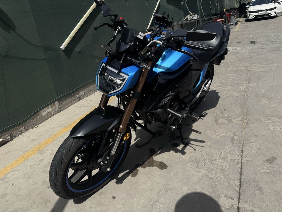 Мотоцикл lifan kps 200