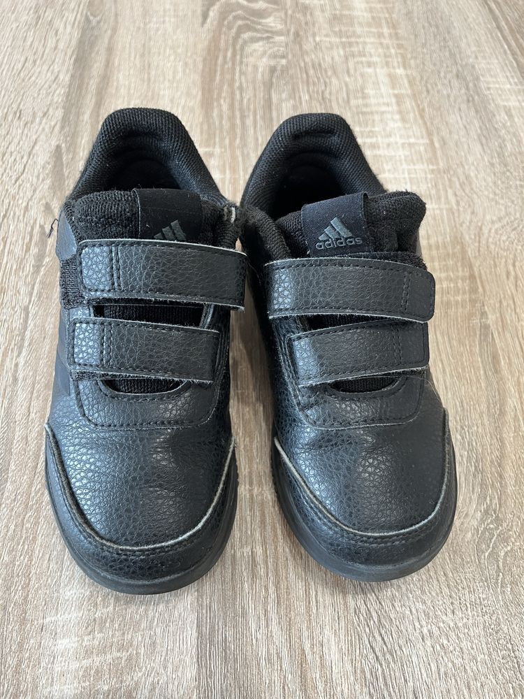 Маратонки Adidas 29 размер