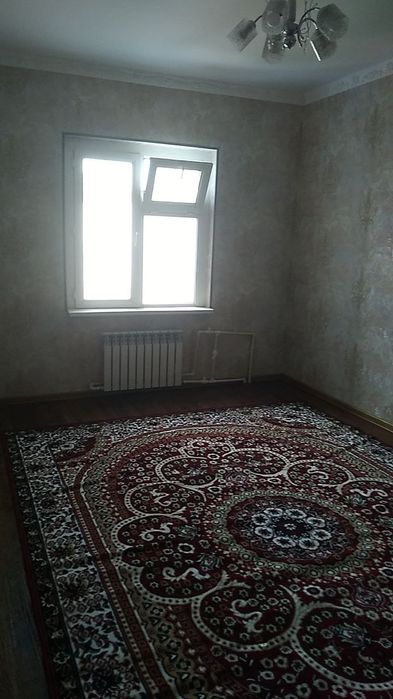 5 xonali kvartira sotiladi