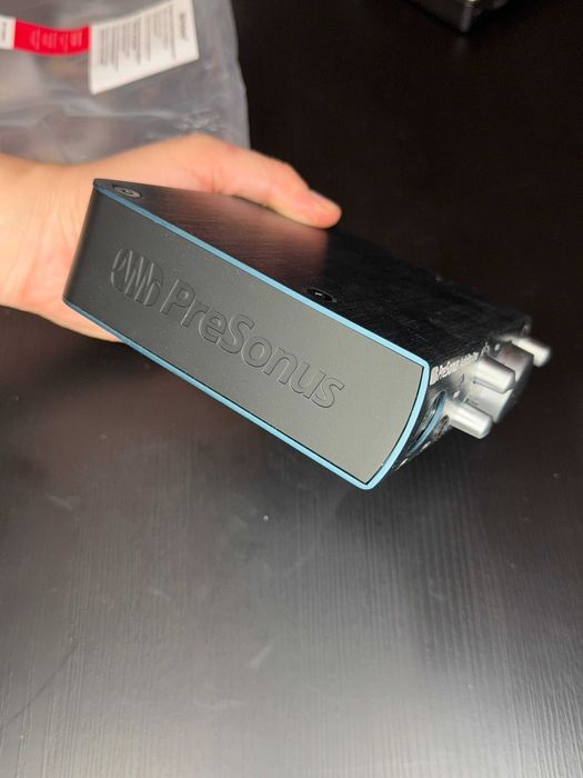 Външна аудио карта PreSonus AudioBox iOne аудио интерфейс