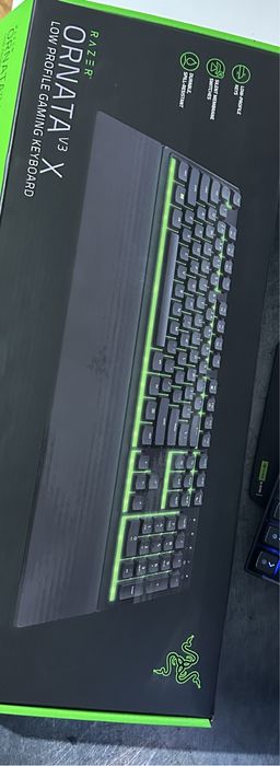 Razer ornata v3 x