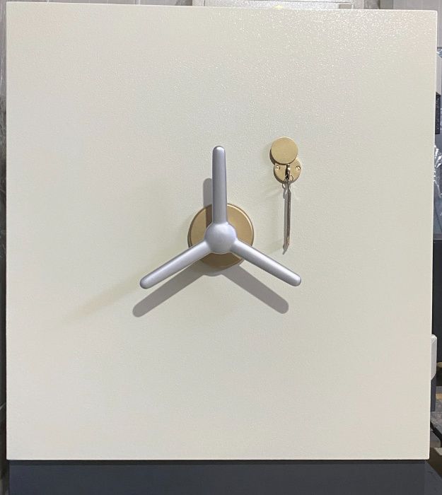 Seif cu rezistenta mare la foc